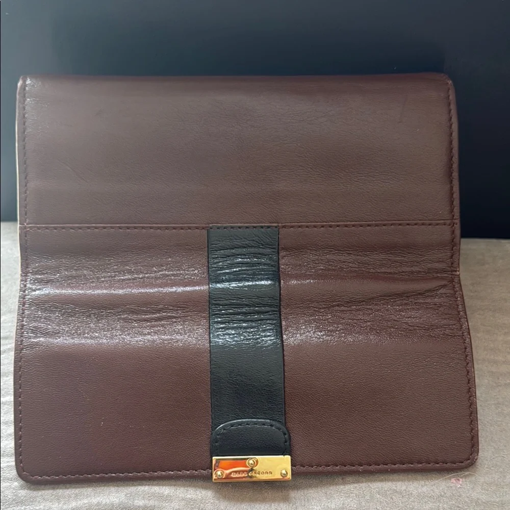 Marc Jacobs Brown Leather Wallet - Picture 7 of 11